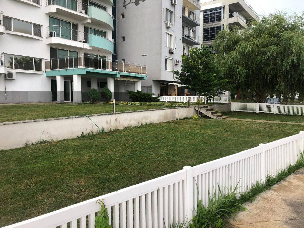 Hotel Romantic Mamaia Luaran gambar