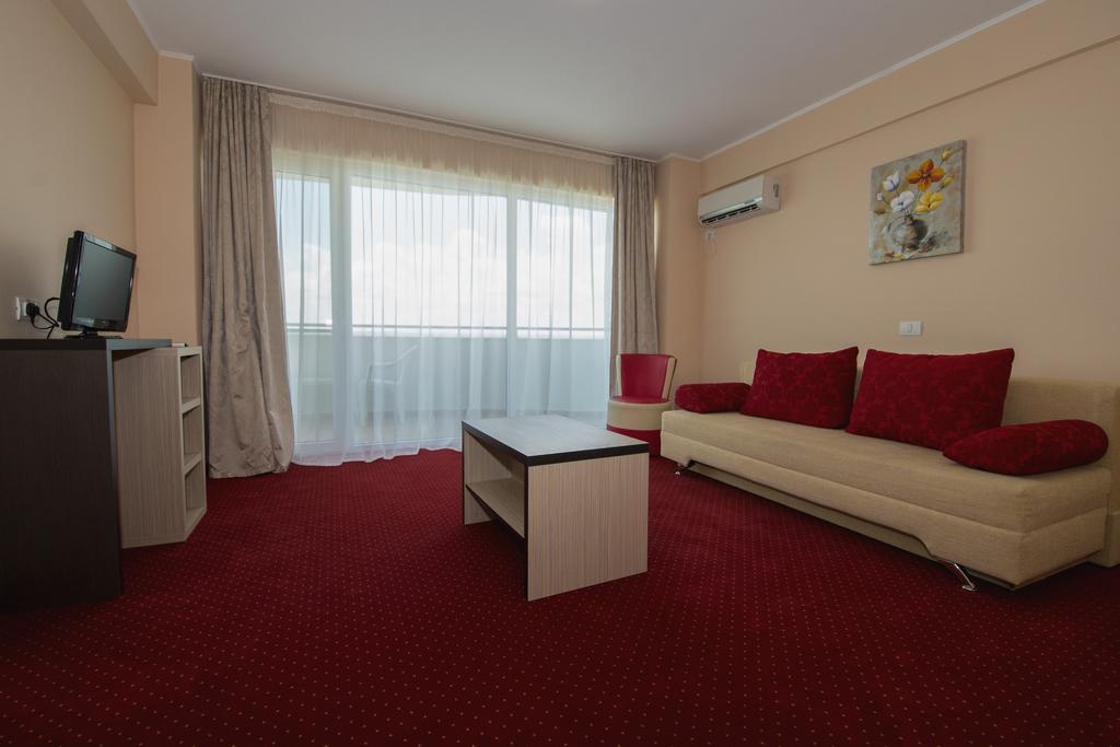 Hotel Romantic Mamaia Luaran gambar