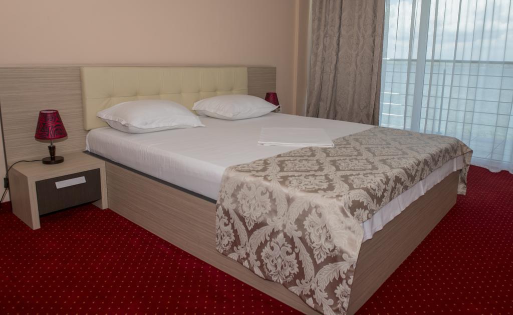 Hotel Romantic Mamaia Luaran gambar
