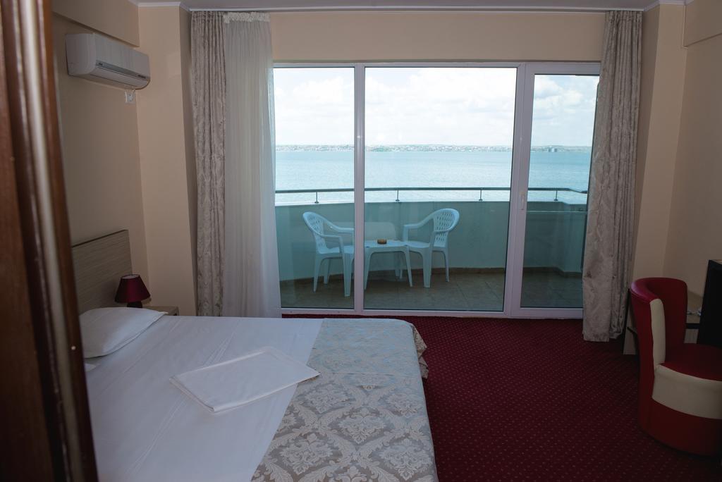 Hotel Romantic Mamaia Luaran gambar